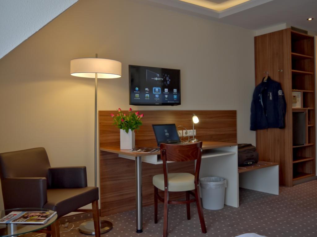 Hotel Friesische Wehde Bockhorn  Bilik gambar