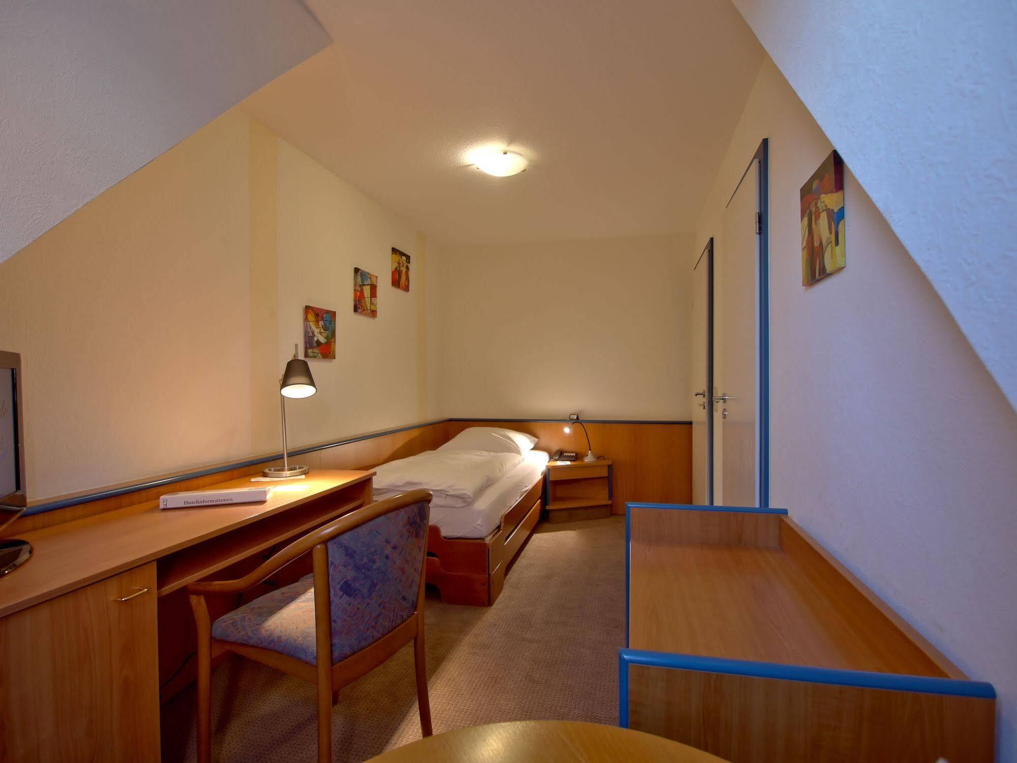 Hotel Friesische Wehde Bockhorn  Luaran gambar